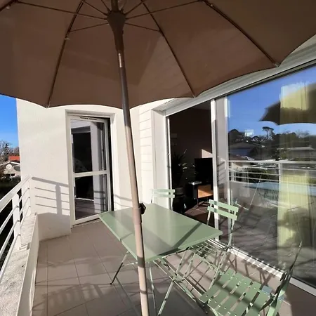 Bright 49m With Terrace Appartement